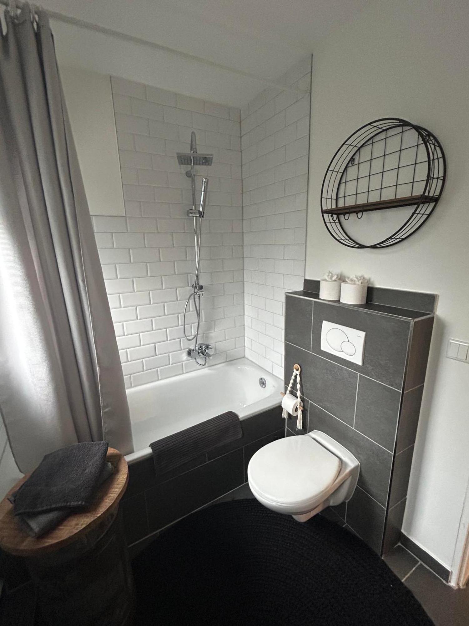 Cosy Bungalow-Apartment In Ruhiger Toplage - Naehe Duesseldorf Krefeld Exteriör bild